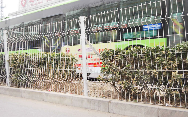 公路護欄網使用案例